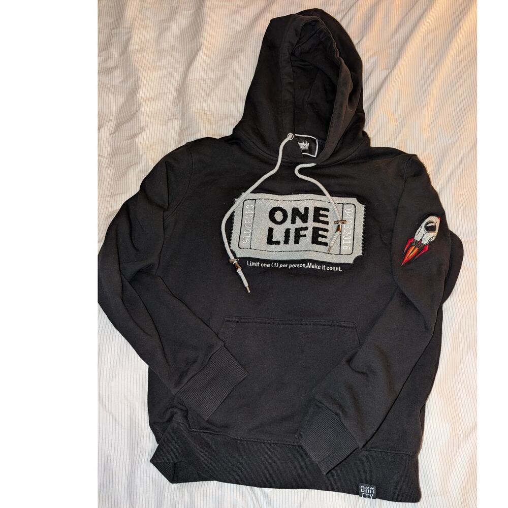 Denimicity One Life Ticket Hoodie Size Medium Black